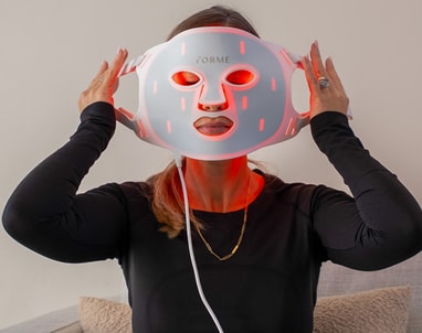 LED Face Masks and Ageing Skin: Can Red Light Really Smooth Fine Lines?